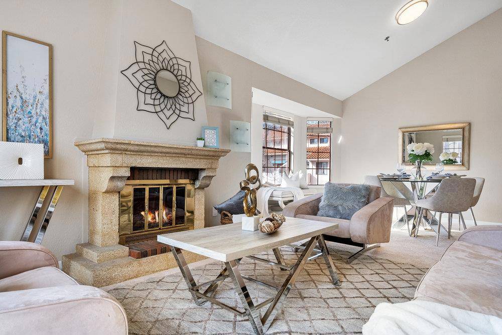 Cupertino, CA 95014,10242 Nile DR