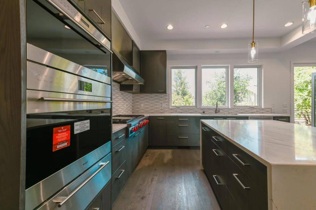 Menlo Park, CA 94025,10 Cardinal CT