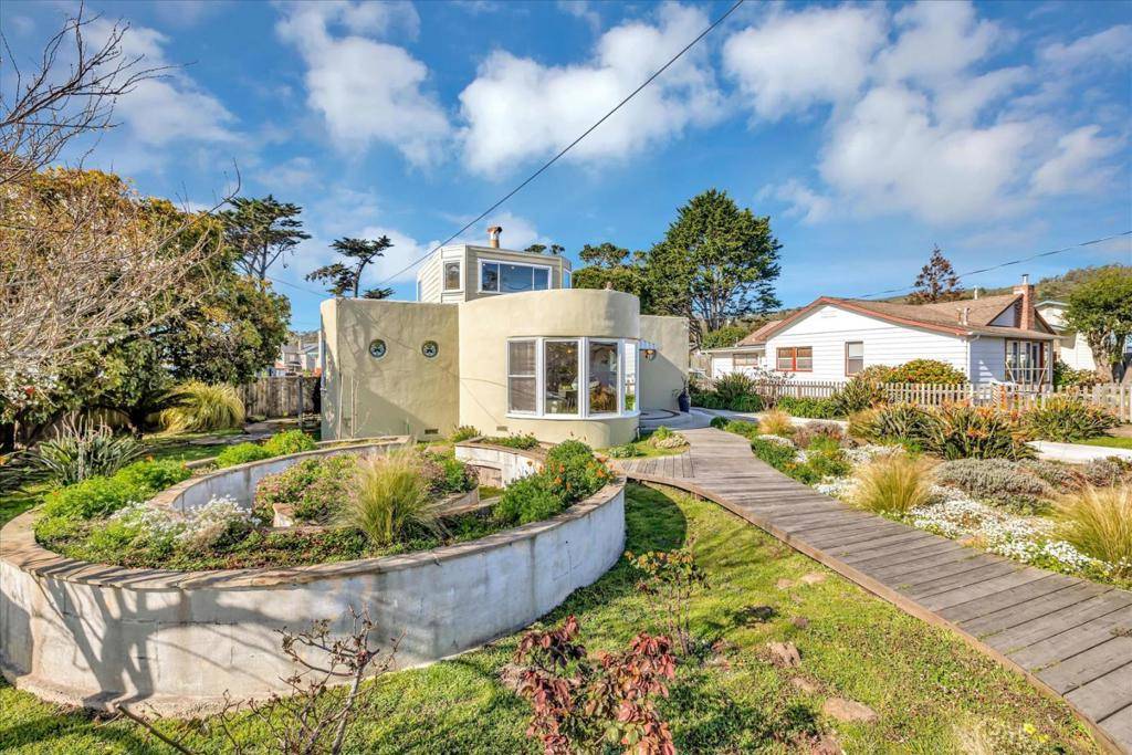 El Granada, CA 94018,163 Carmel AVE