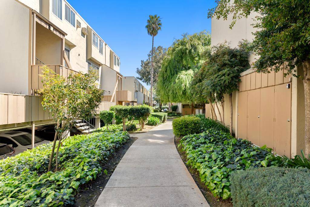 San Jose, CA 95129,380 Auburn WAY #19