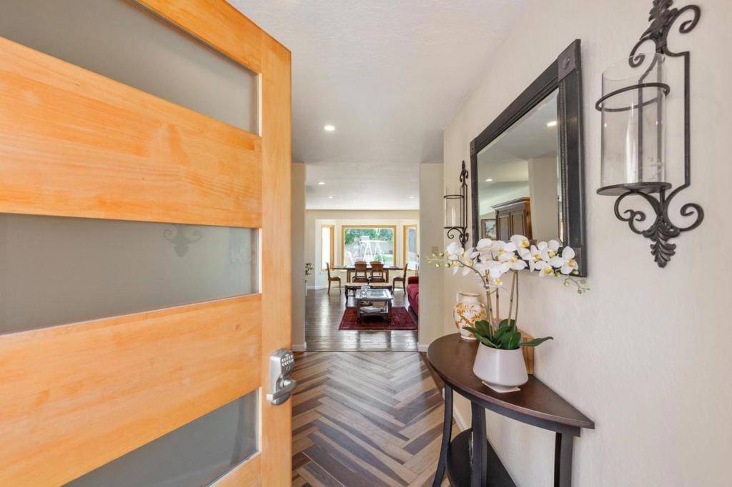 Moss Beach, CA 94038,121 Arbor LN