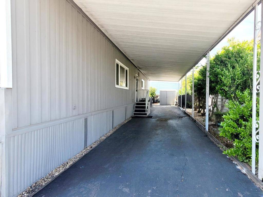 Sunnyvale, CA 94089,1220 Tasman DR