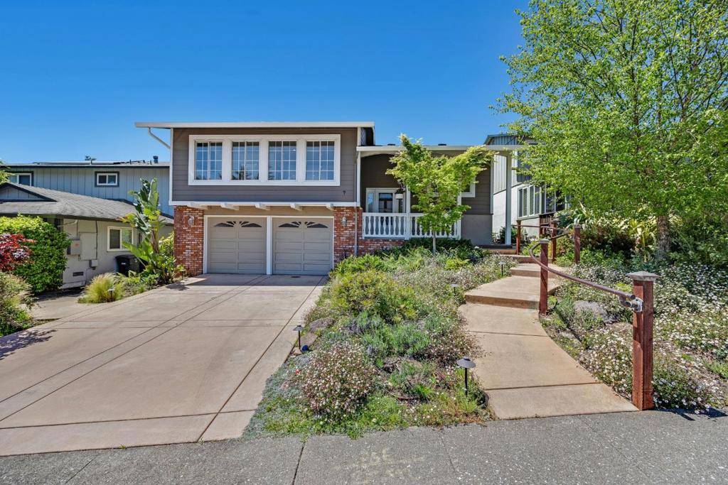 Pacifica, CA 94044,7 Muir WAY