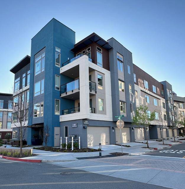 Foster City, CA 94404,1089 Foster Square LN #204