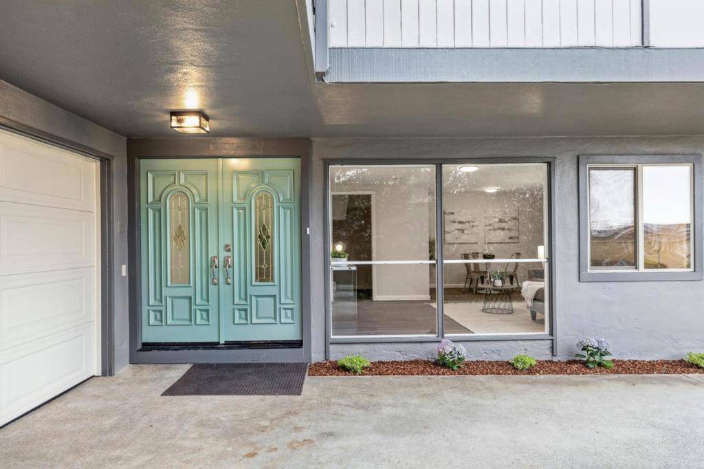 South San Francisco, CA 94080,2242 Shannon DR