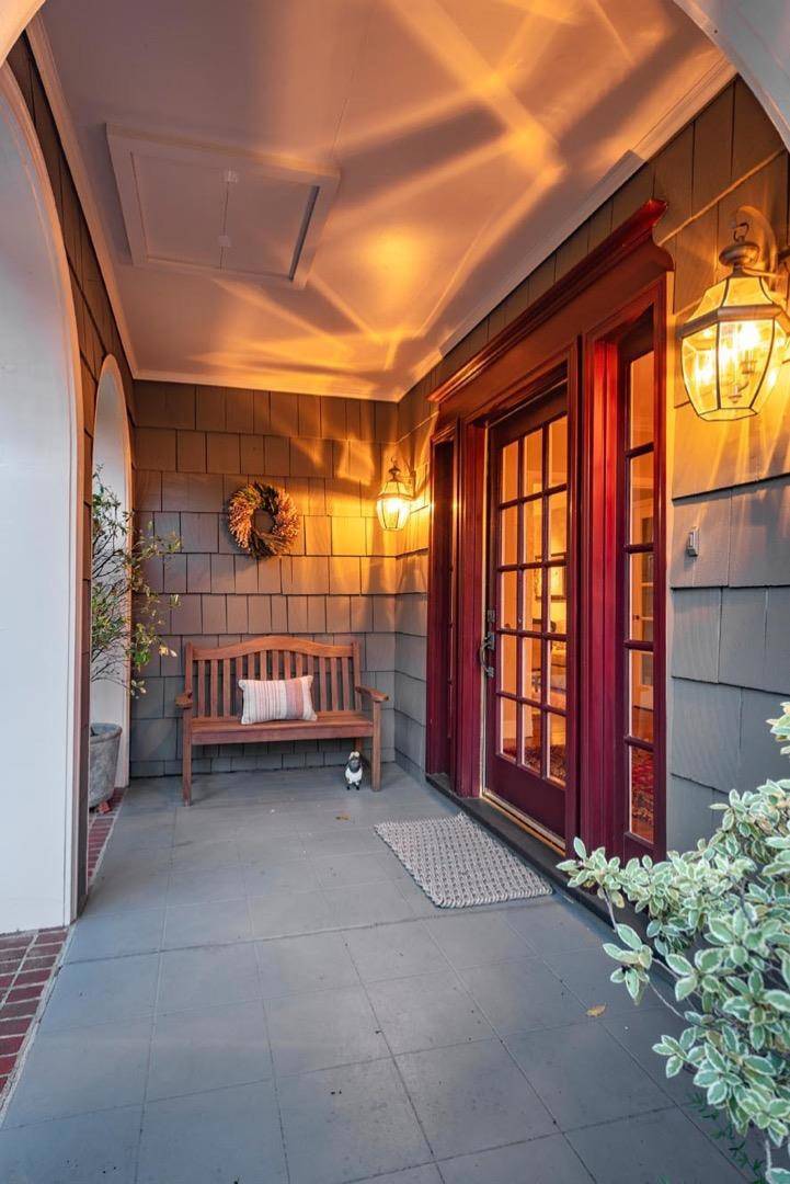 San Mateo, CA 94402,549 Edgewood RD