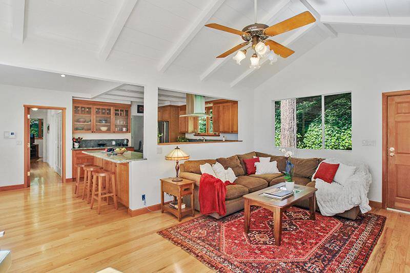 Woodside, CA 94062,160 Chapman RD