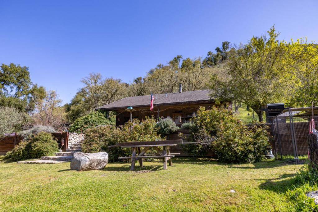 Carmel Valley, CA 93924,20215 Cachagua RD