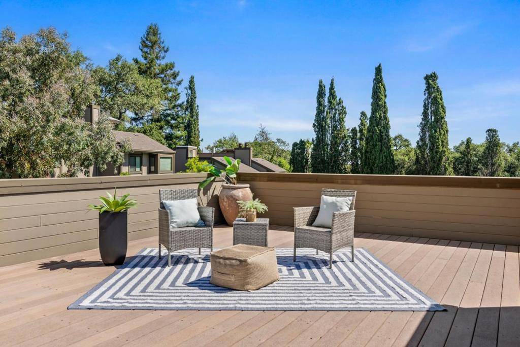Los Gatos, CA 95030,1 Bayview AVE #9