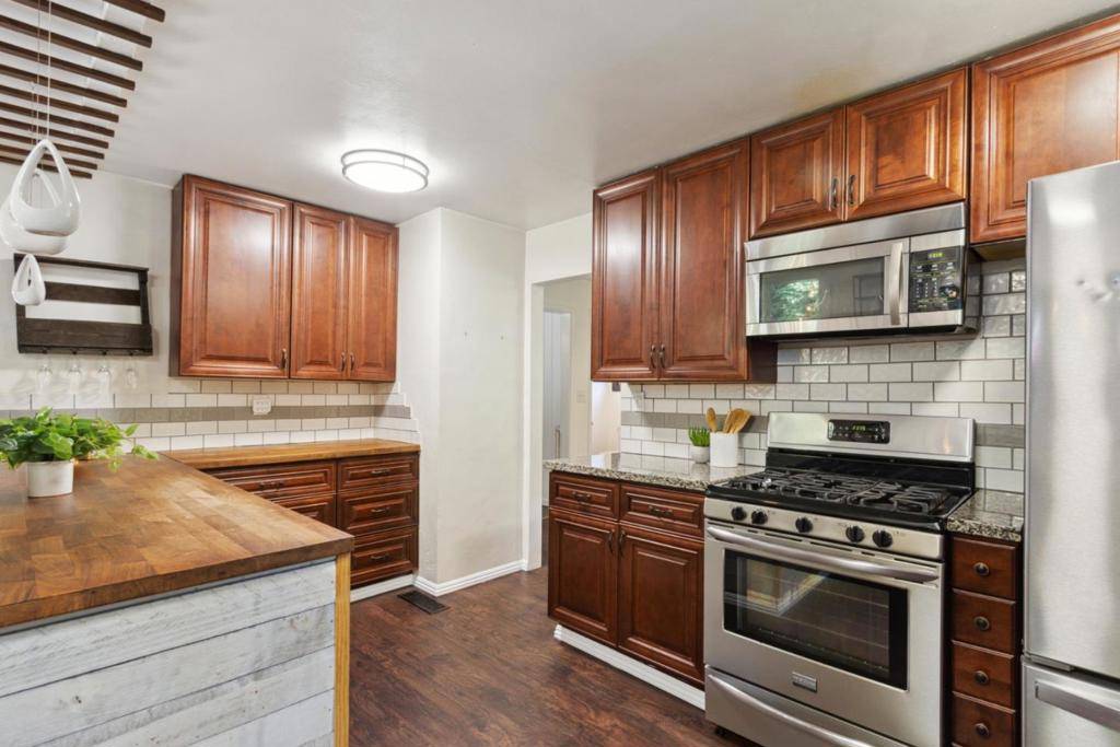 Boulder Creek, CA 95006,15424 Big Basin WAY