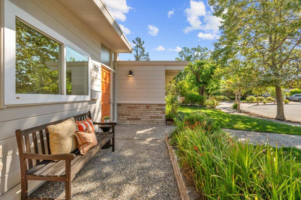 Redwood City, CA 94061,1155 Cedarwood WAY