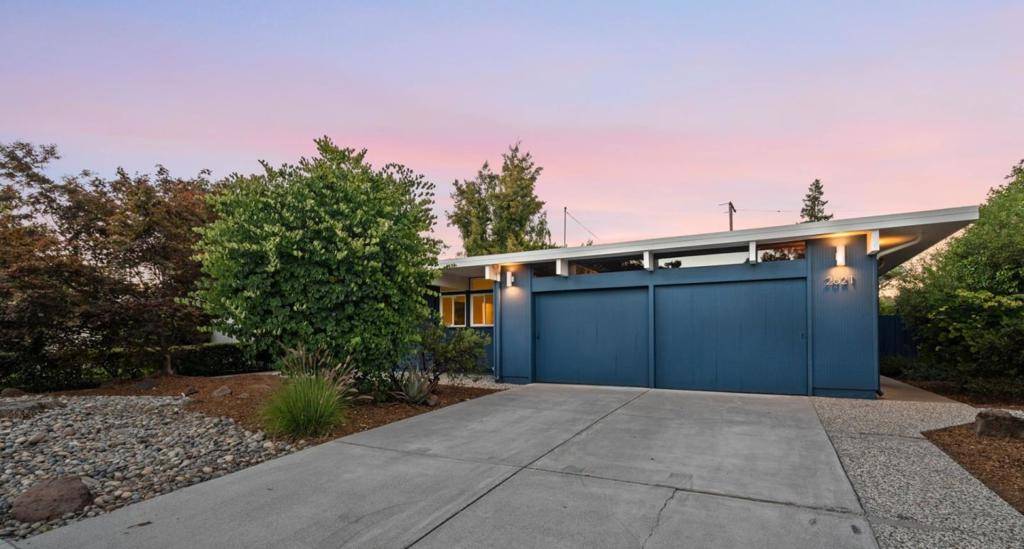 Palo Alto, CA 94303,2621 Greer RD