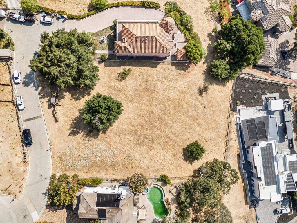 Gilroy, CA 95020,9121 Gunnera LN