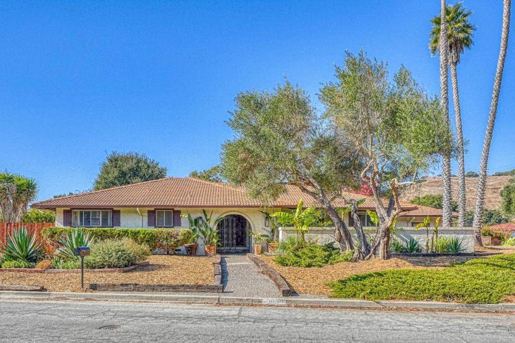 Salinas, CA 93908,20090 Portola DR