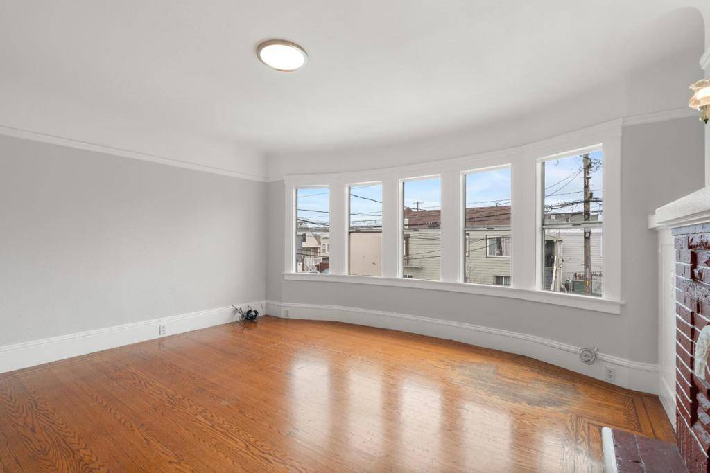 San Francisco, CA 94112,189 Lee AVE