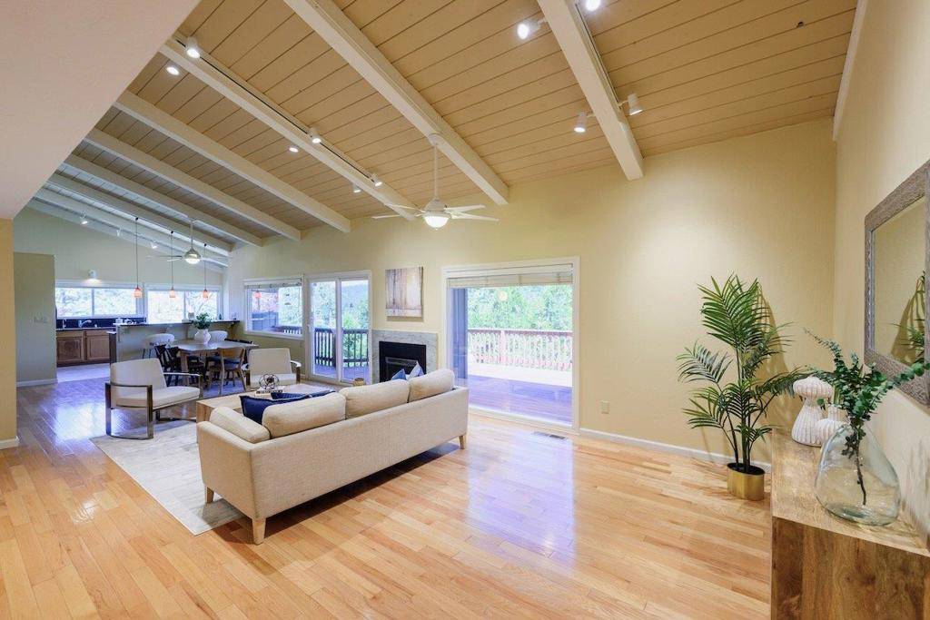 Scotts Valley, CA 95066,Blueberry DR