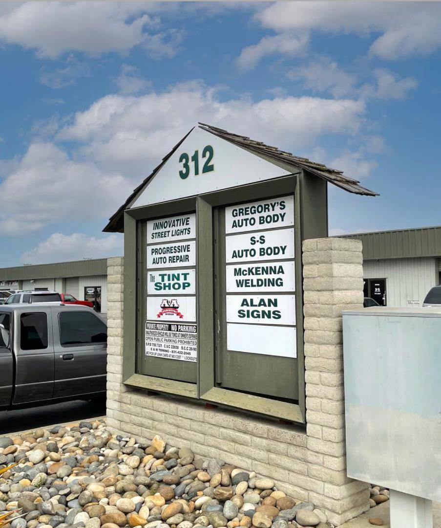 Salinas, CA 93901,312 Abbott ST