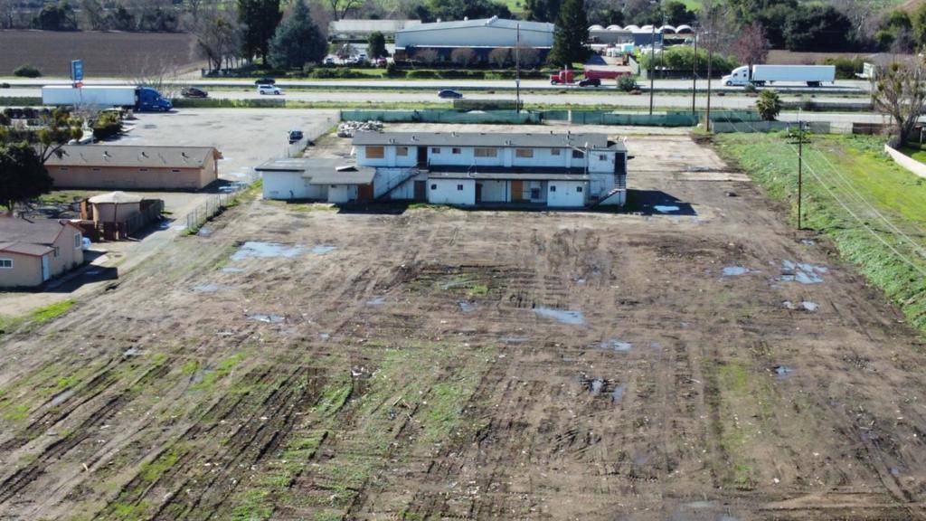 Gilroy, CA 95020,5680 Monterey RD