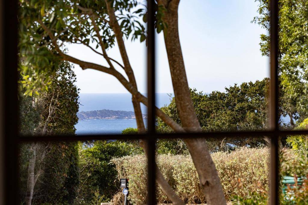 Carmel, CA 93923,24308 San Juan RD