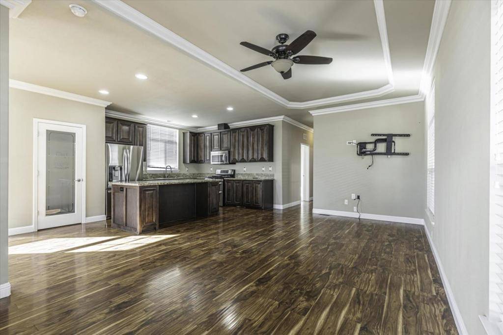 Brentwood, CA 94513,3660 Walnut BLVD