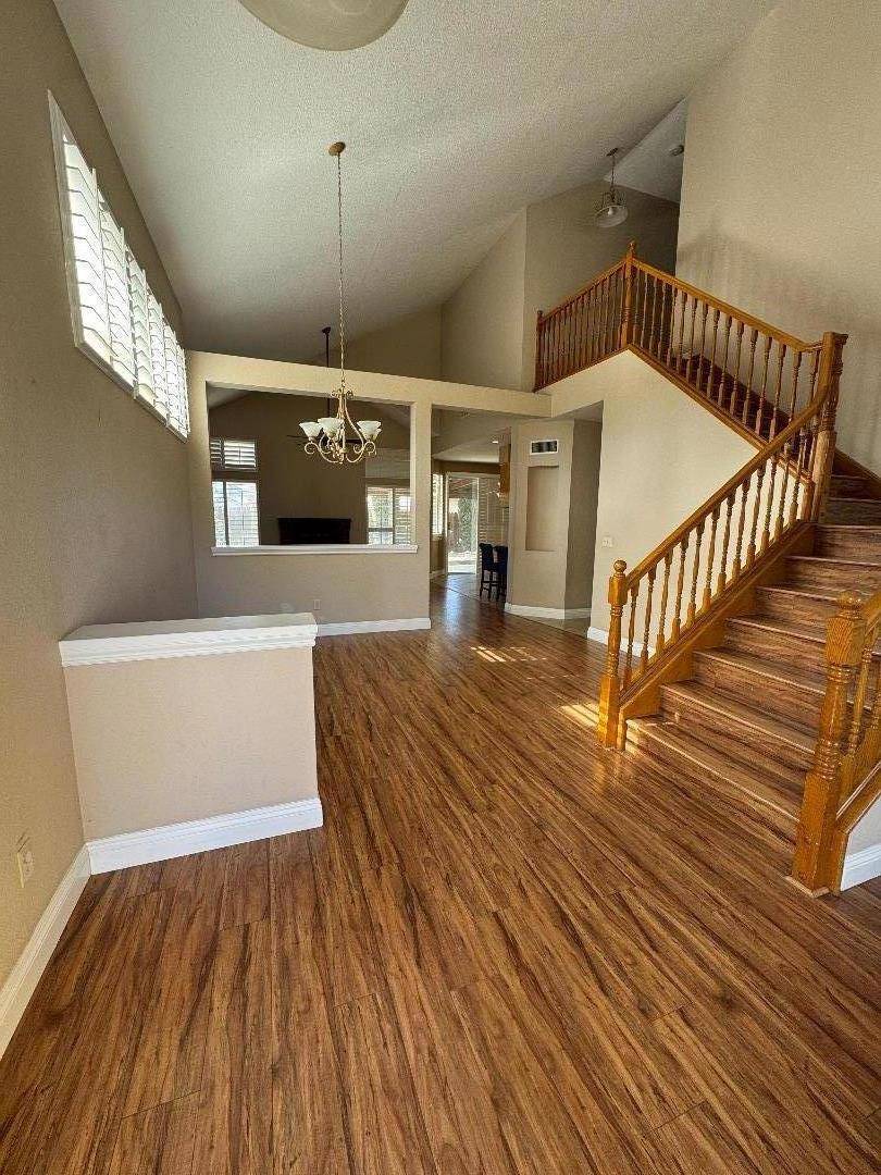 Los Banos, CA 93635,702 Whitney CT