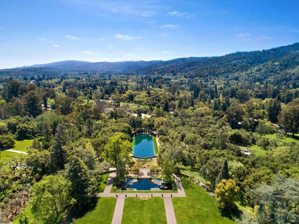 Woodside, CA 94062,329 Albion AVE