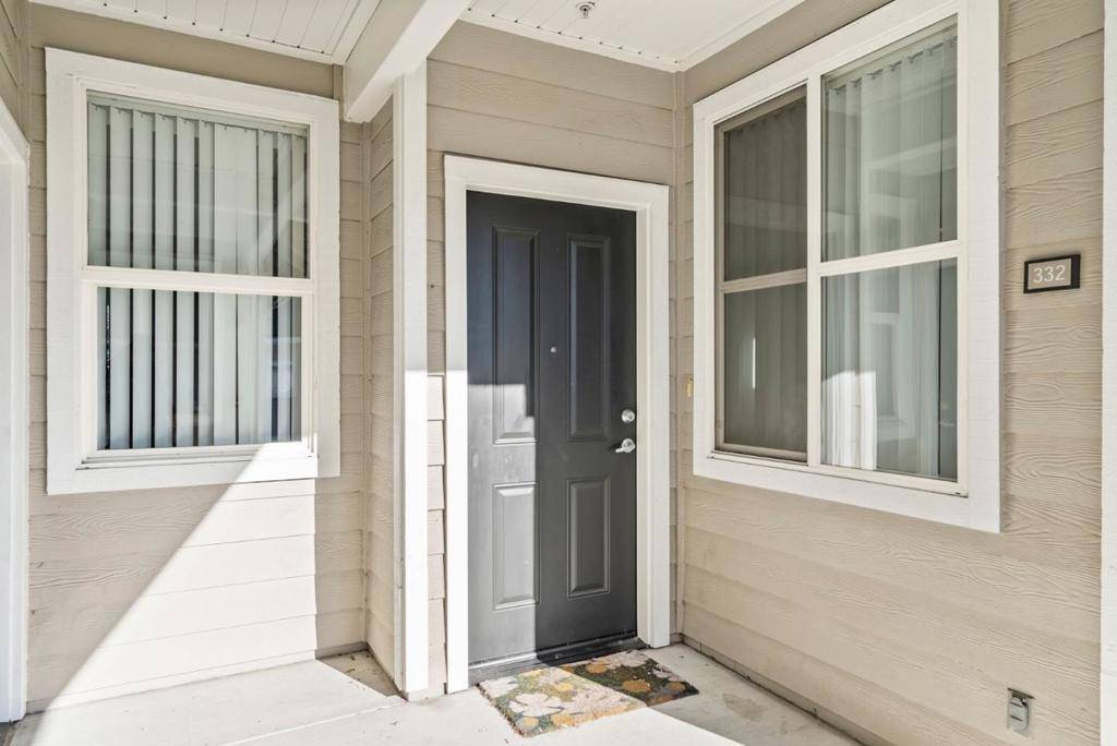 East Palo Alto, CA 94303,1982 W Bayshore RD #332