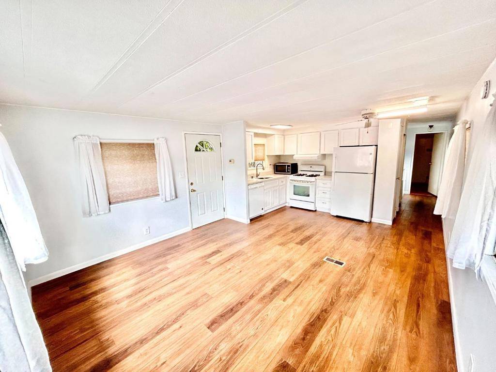 San Jose, CA 95121,1850 Evans LN