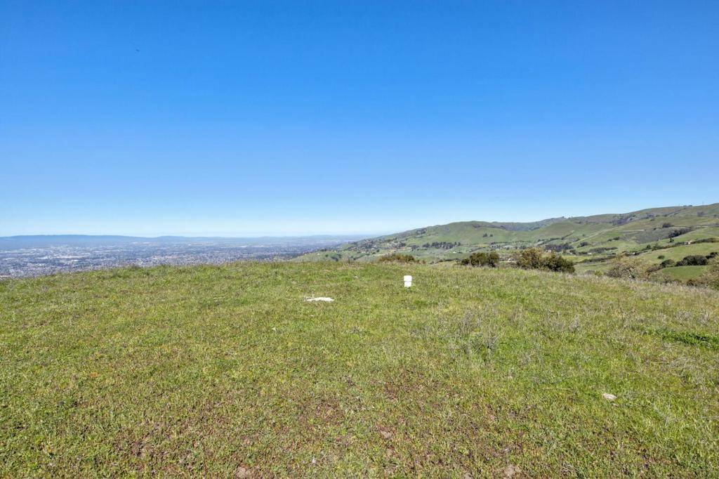 San Jose, CA 95127,Address not disclosed