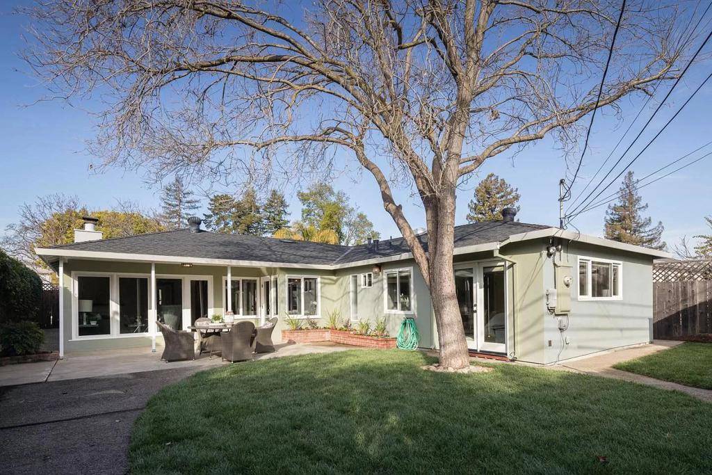 Redwood City, CA 94061,2665 Carolina AVE