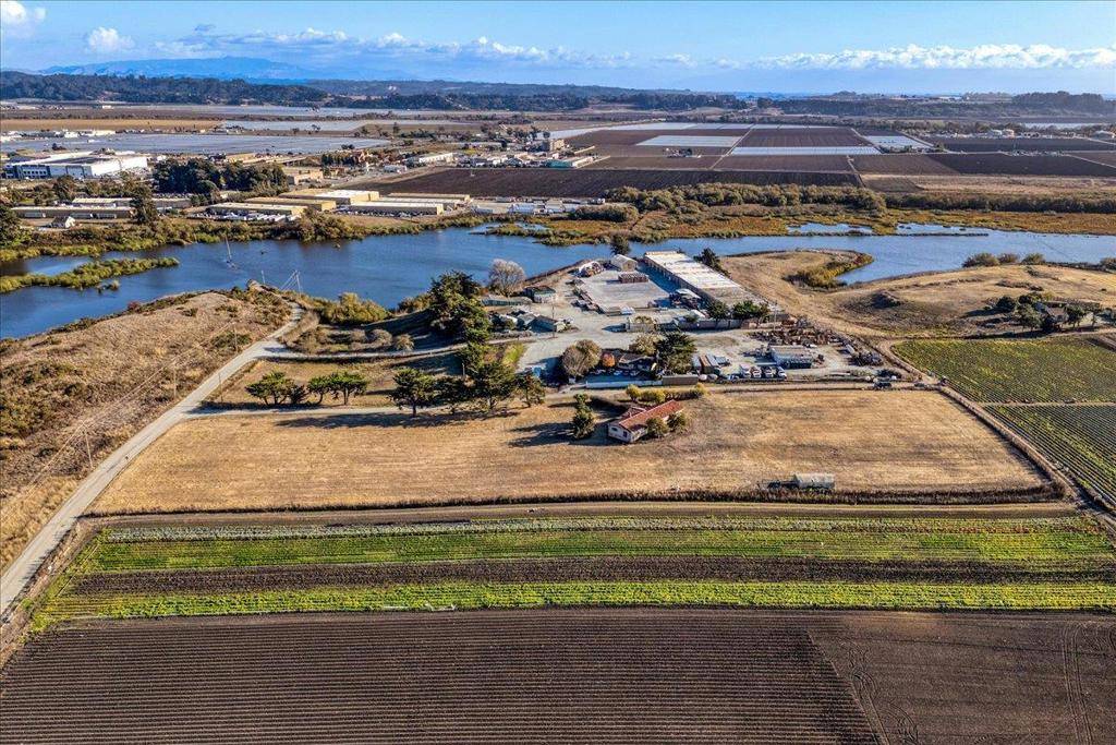 Watsonville, CA 95076,235 Lee RD