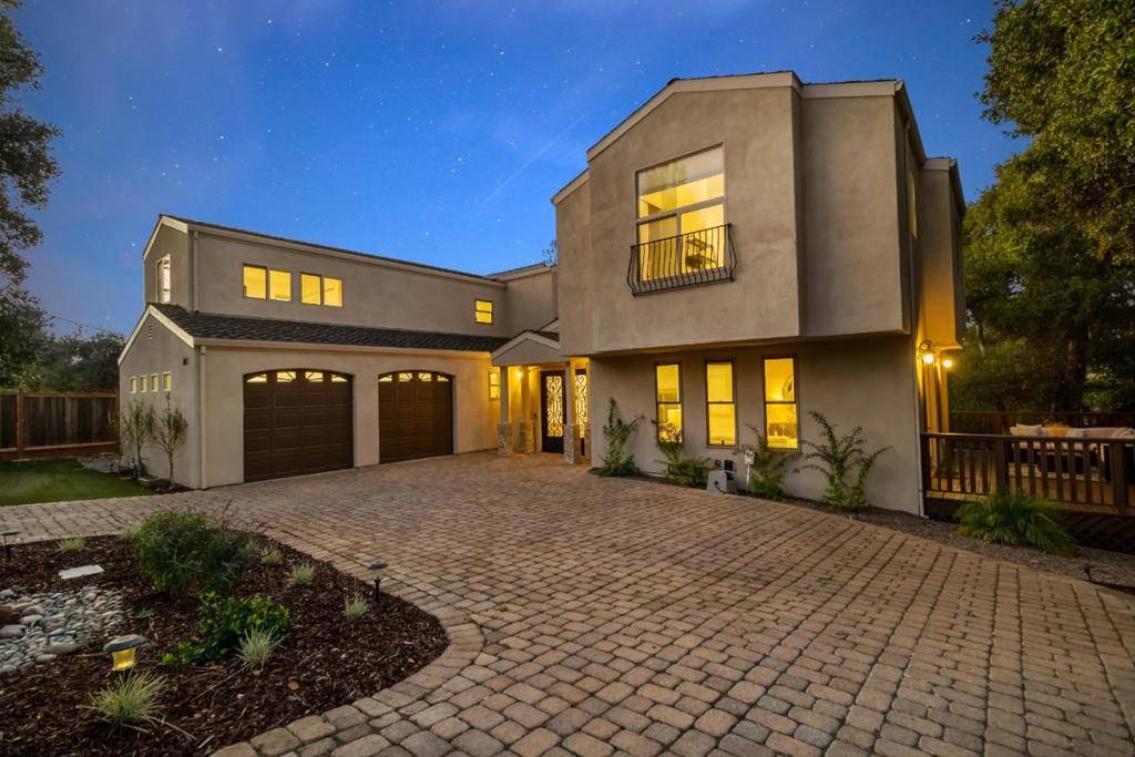 Redwood City, CA 94062,303 Lakeview WAY