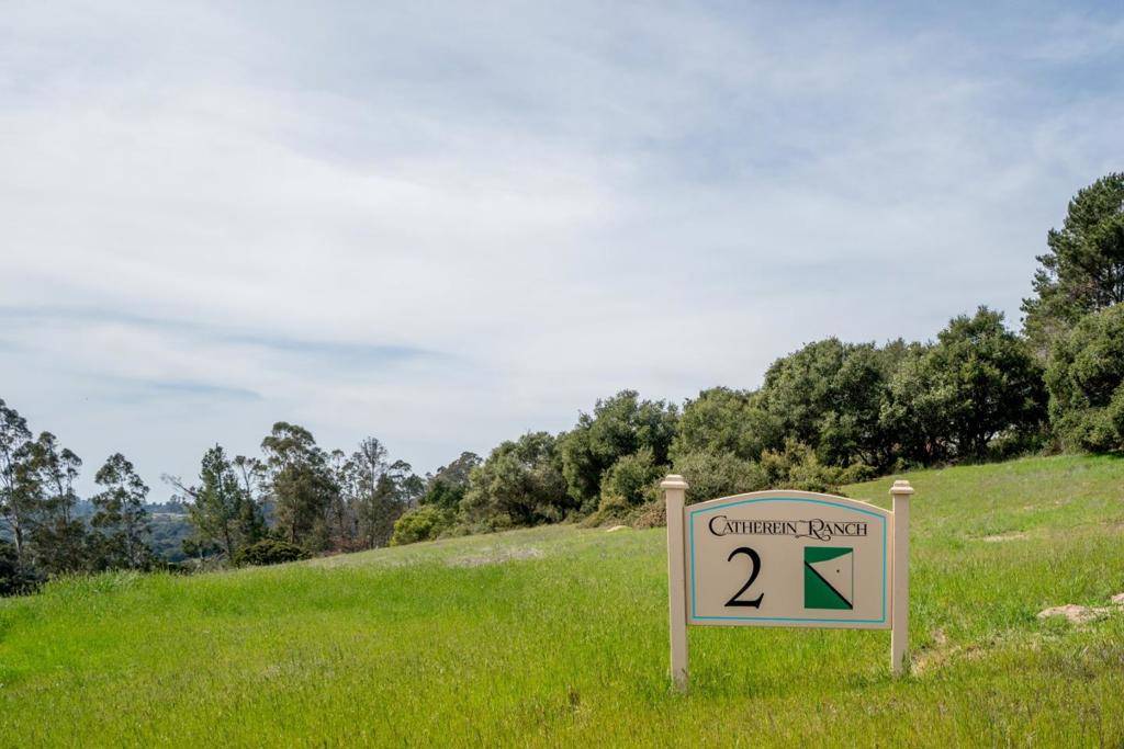Salinas, CA 93907,9010 Hidden Canyon RD