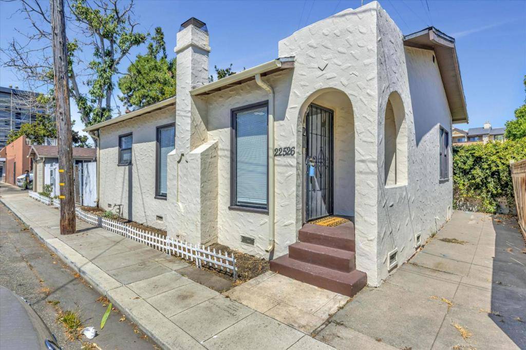 Hayward, CA 94541,22526 Richard PL