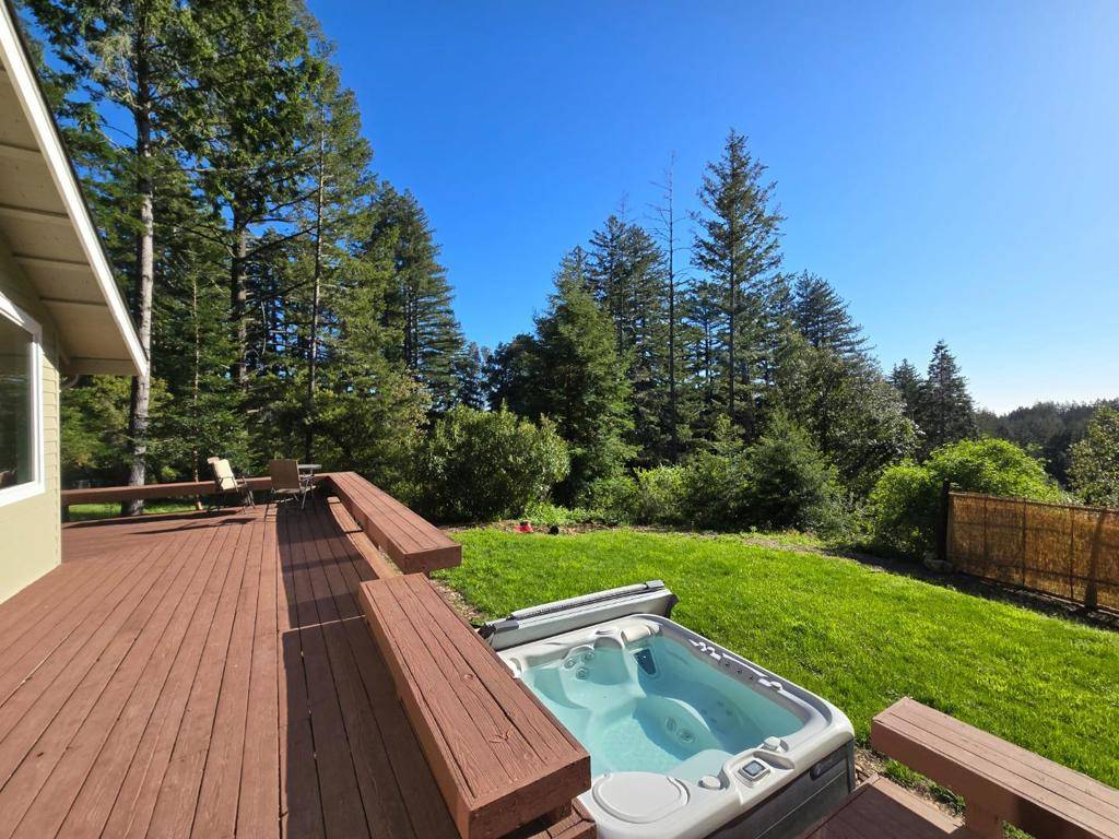 Santa Cruz, CA 95060,Address not disclosed