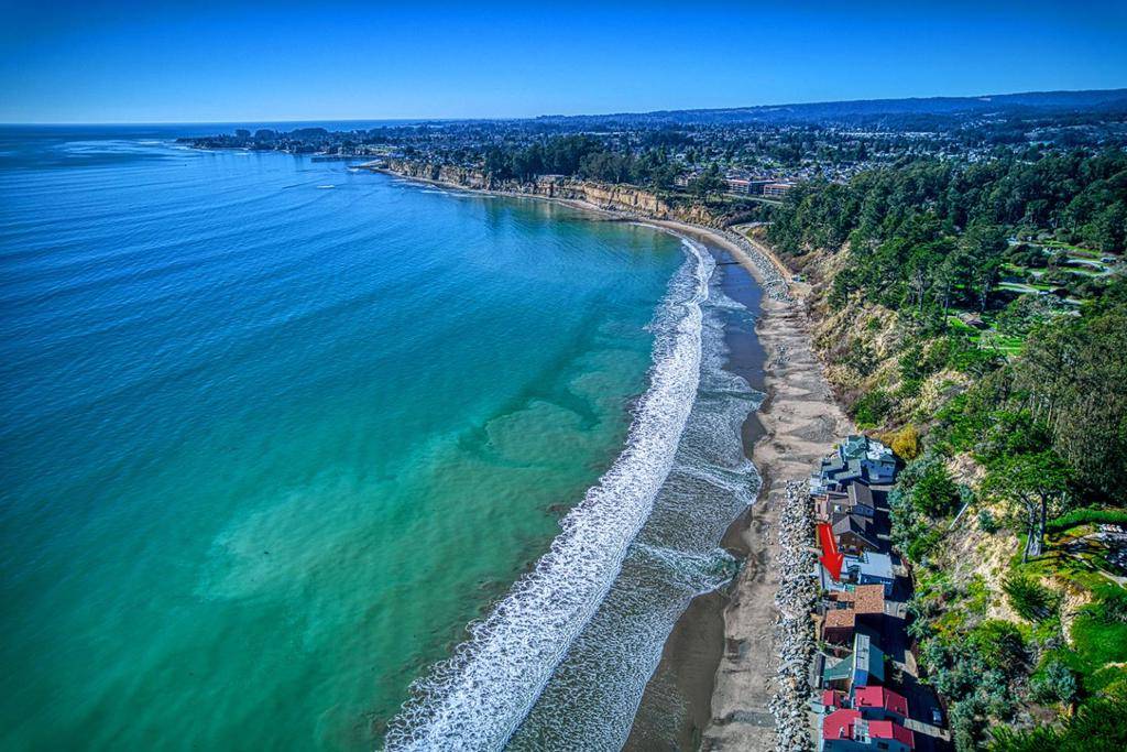 Aptos, CA 95003,10 Potbelly Beach RD