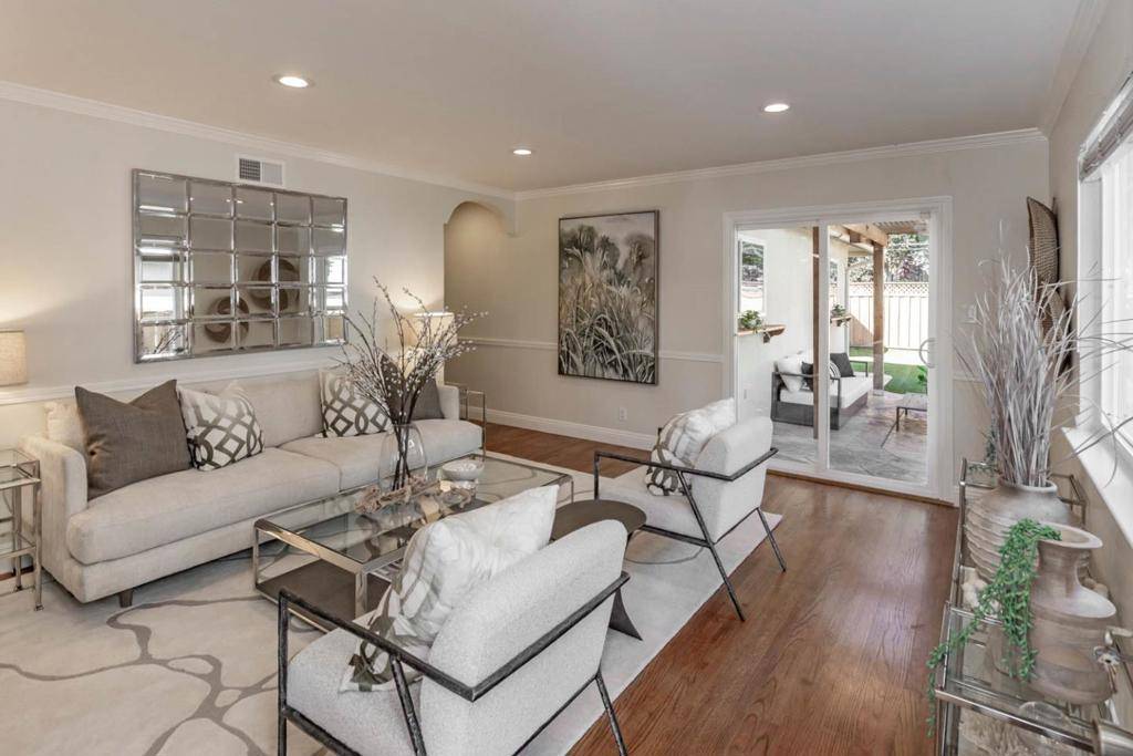 San Jose, CA 95129,527 Hazel Dell WAY