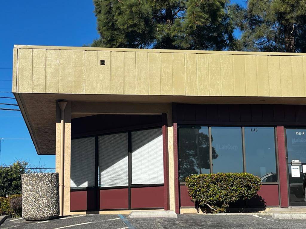 Salinas, CA 93906,1326 Natividad RD #A1