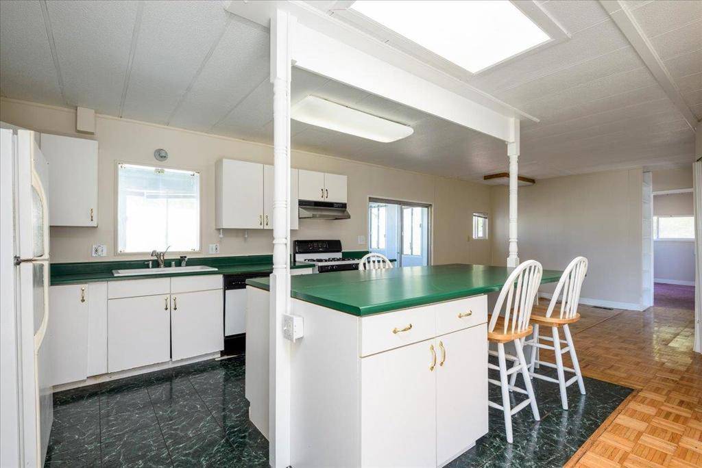 Half Moon Bay, CA 94019,52 Oceanview AVE