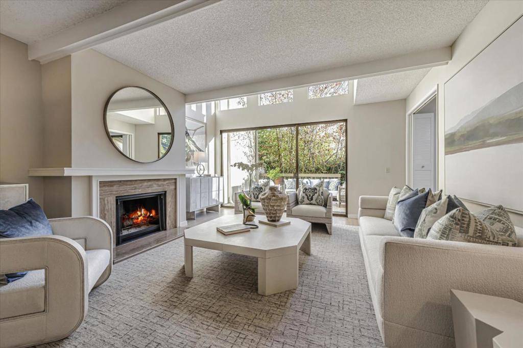 Menlo Park, CA 94025,504 Sand Hill CIR