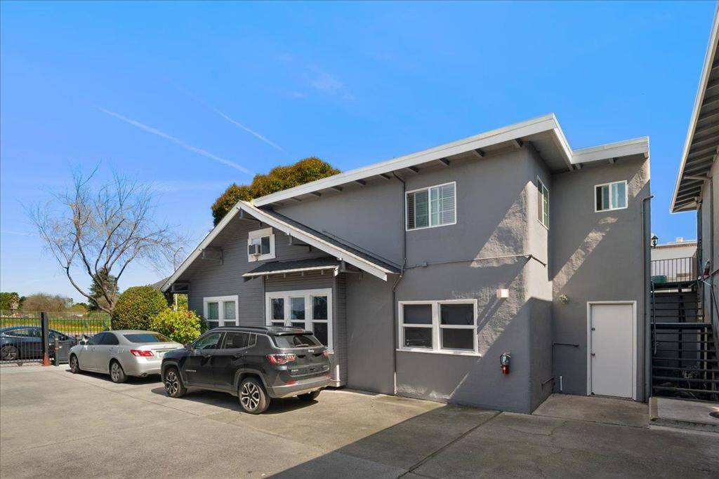 East Palo Alto, CA 94303,1650 Bay