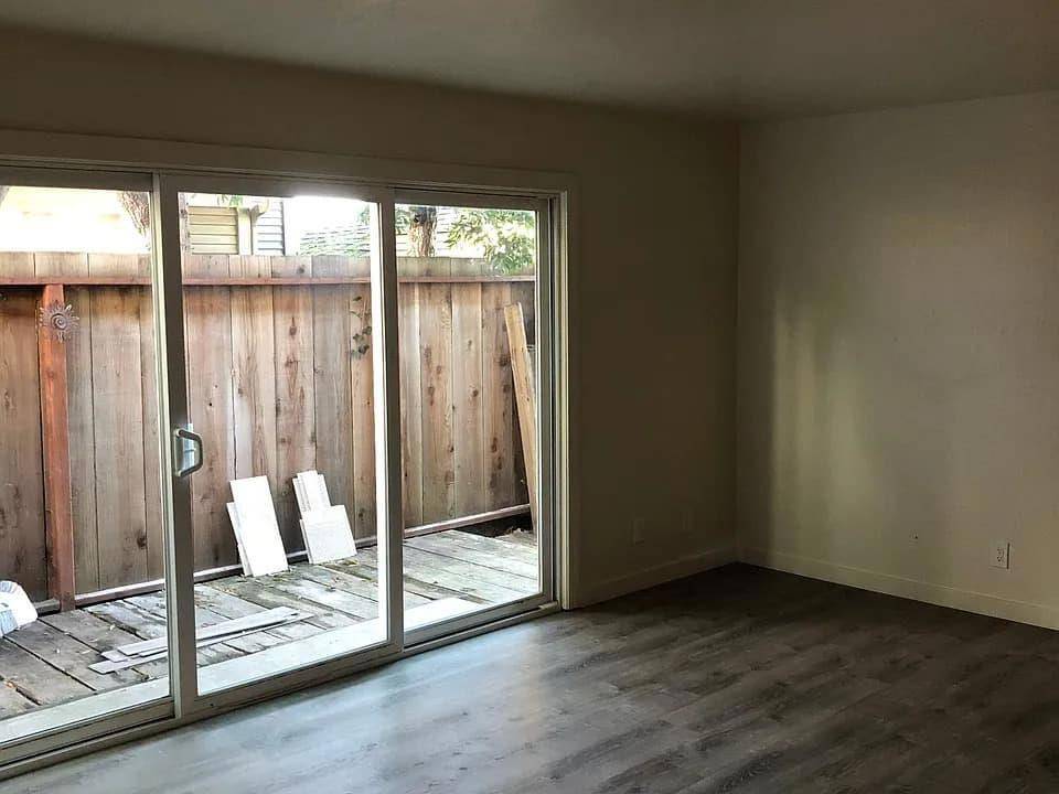 Pacific Grove, CA 93950,116 2nd ST