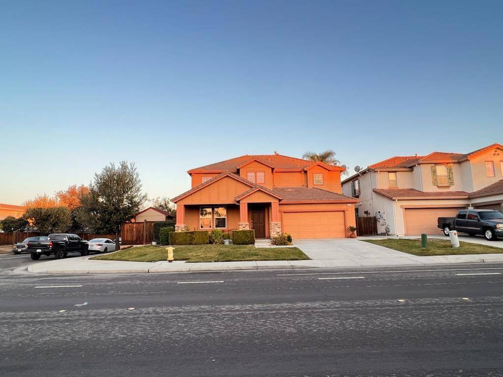 Tracy, CA 95377,484 Presidio PL