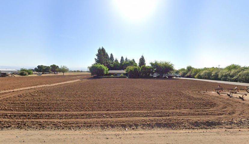 Sanger, CA 93657,4588 N McCall
