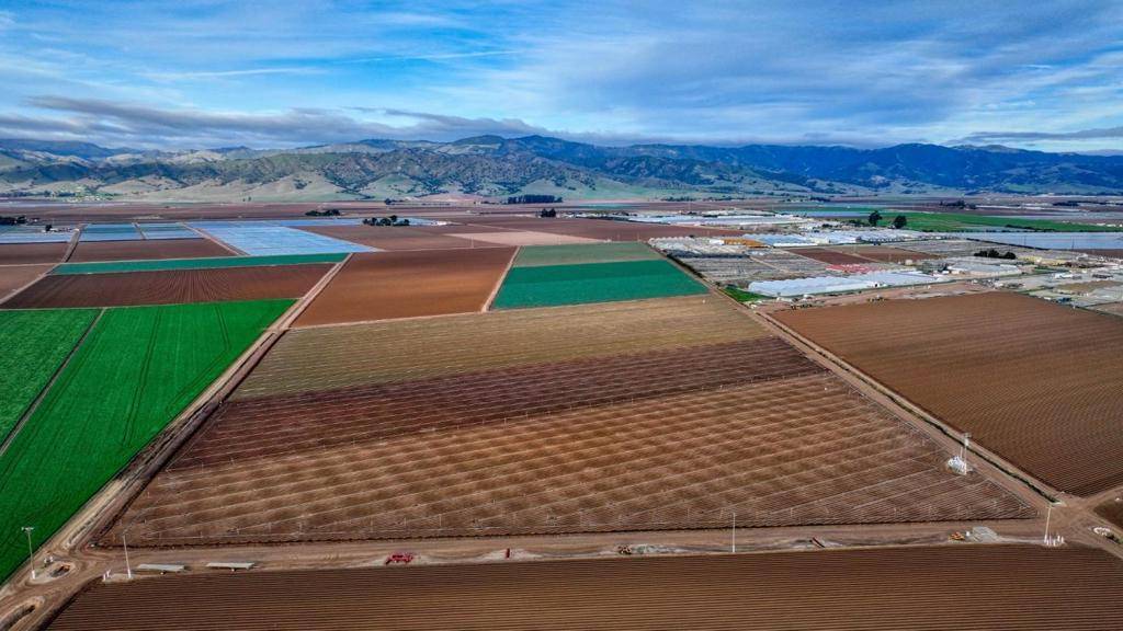 Salinas, CA 93908,463 Eckhart RD