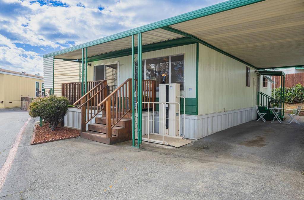 Salinas, CA 93906,1117 Baldwin ST