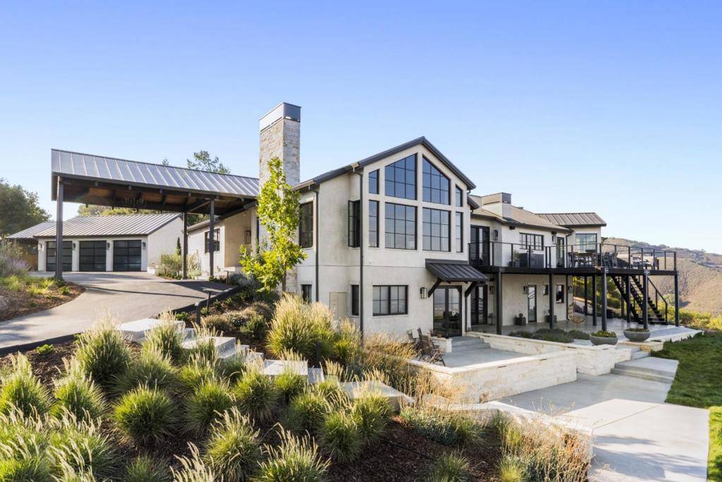 Los Gatos, CA 95033,19474 Aeronaut WAY