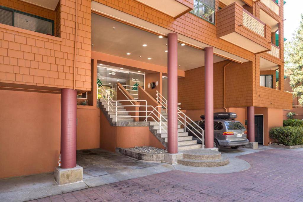 Palo Alto, CA 94306,4250 El Camino Real #D138