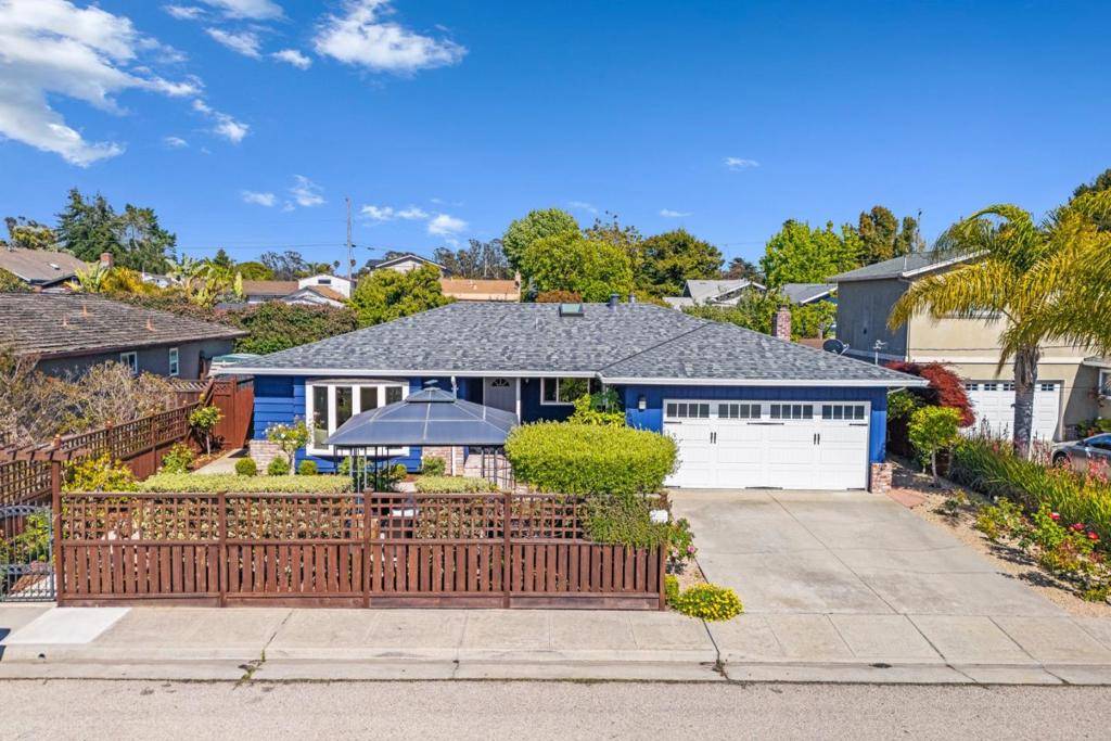 Soquel, CA 95073,2650 Gary DR