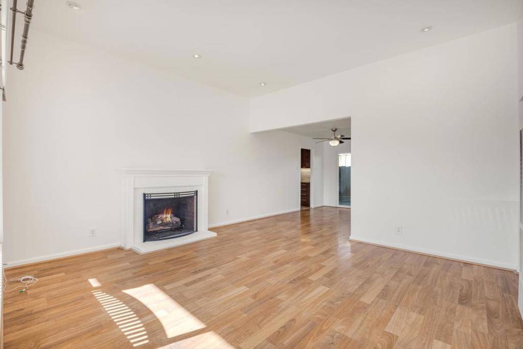 San Mateo, CA 94401,14011403 Cary AVE